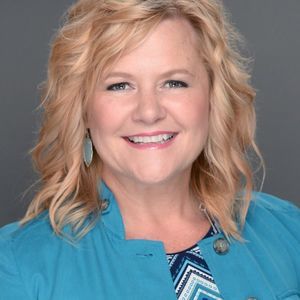 Meet your Posher, Suzanne